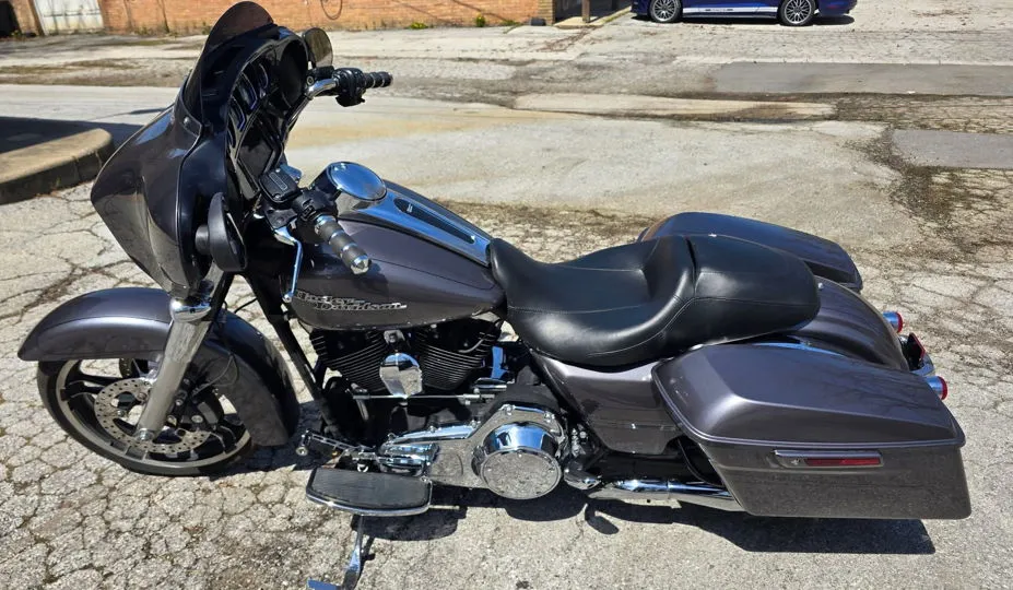 Harley-Davidson Flhxs Street Glide Special (Color Option) 2014